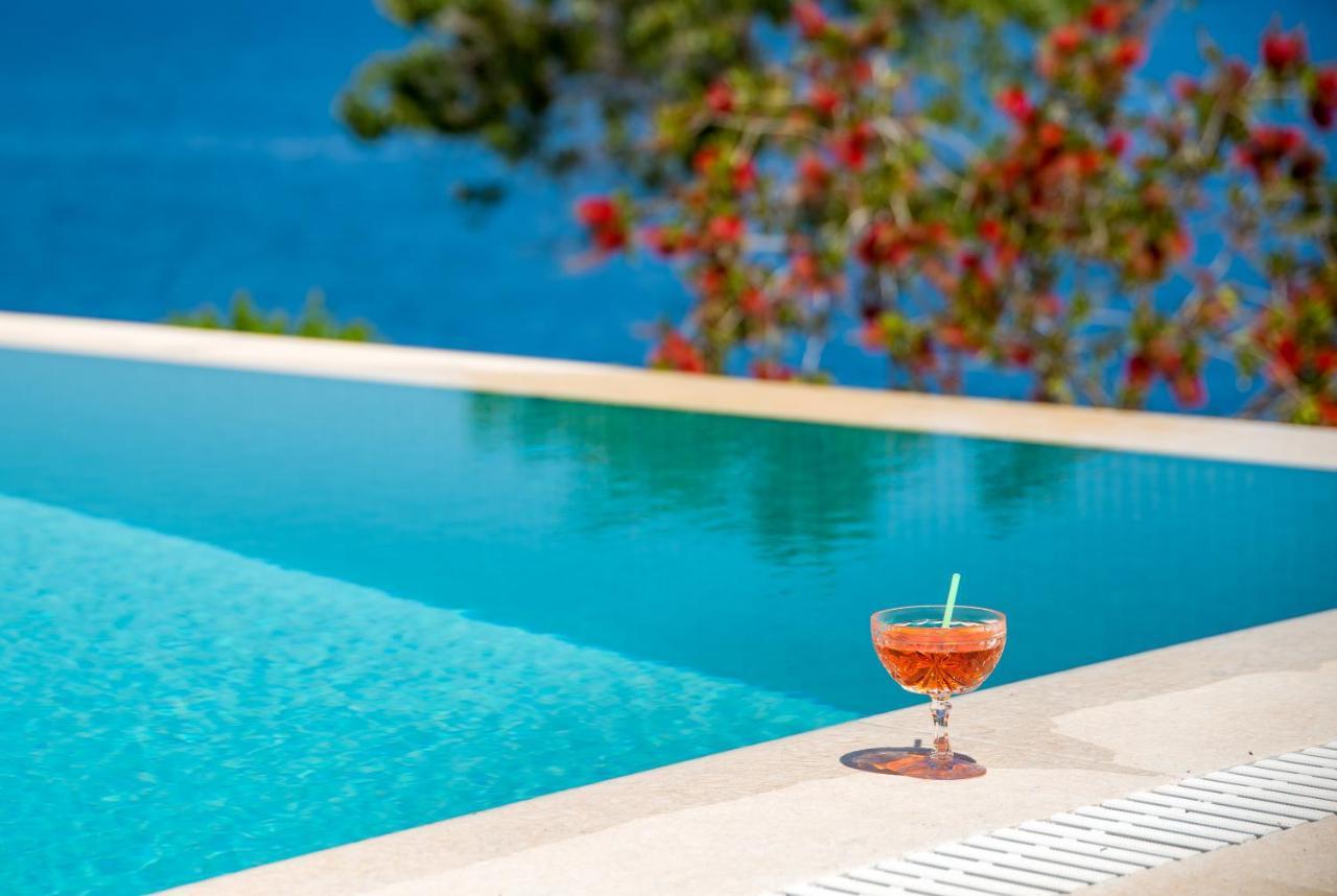 Villa Terra Del Nonno With Sea Views & Pool 盖奥斯 外观 照片
